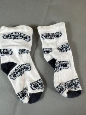 San Antonio Spurs infant socks GUC